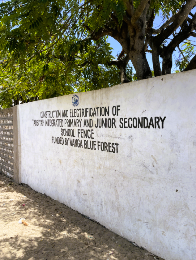 Generating revenue from conservation to build resilience in coastal Kenya