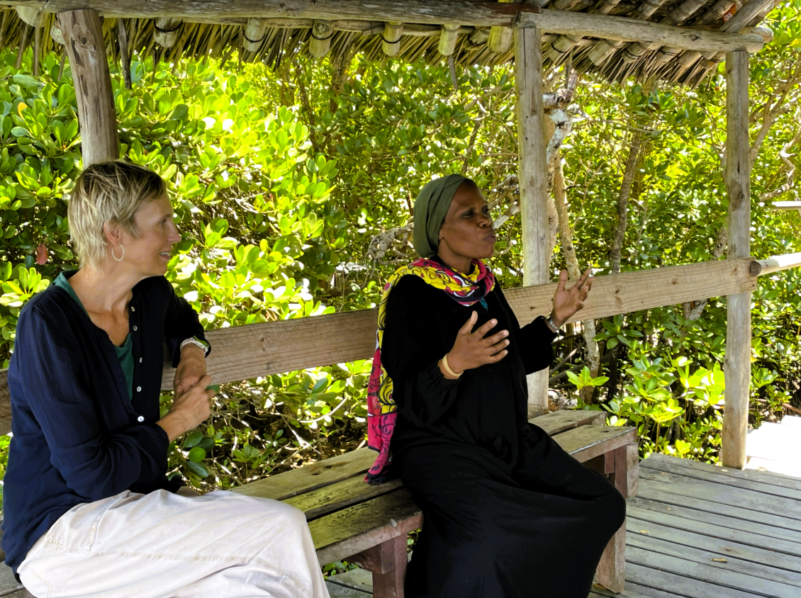 Woman-ecotourism-1